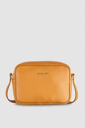 Patrizia Pepe Leather Camera Bag With Inside Pocket Kahverengi | YOM927541